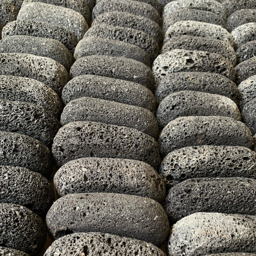 Piedras volcánicas para exfoliación en pies en conjunto